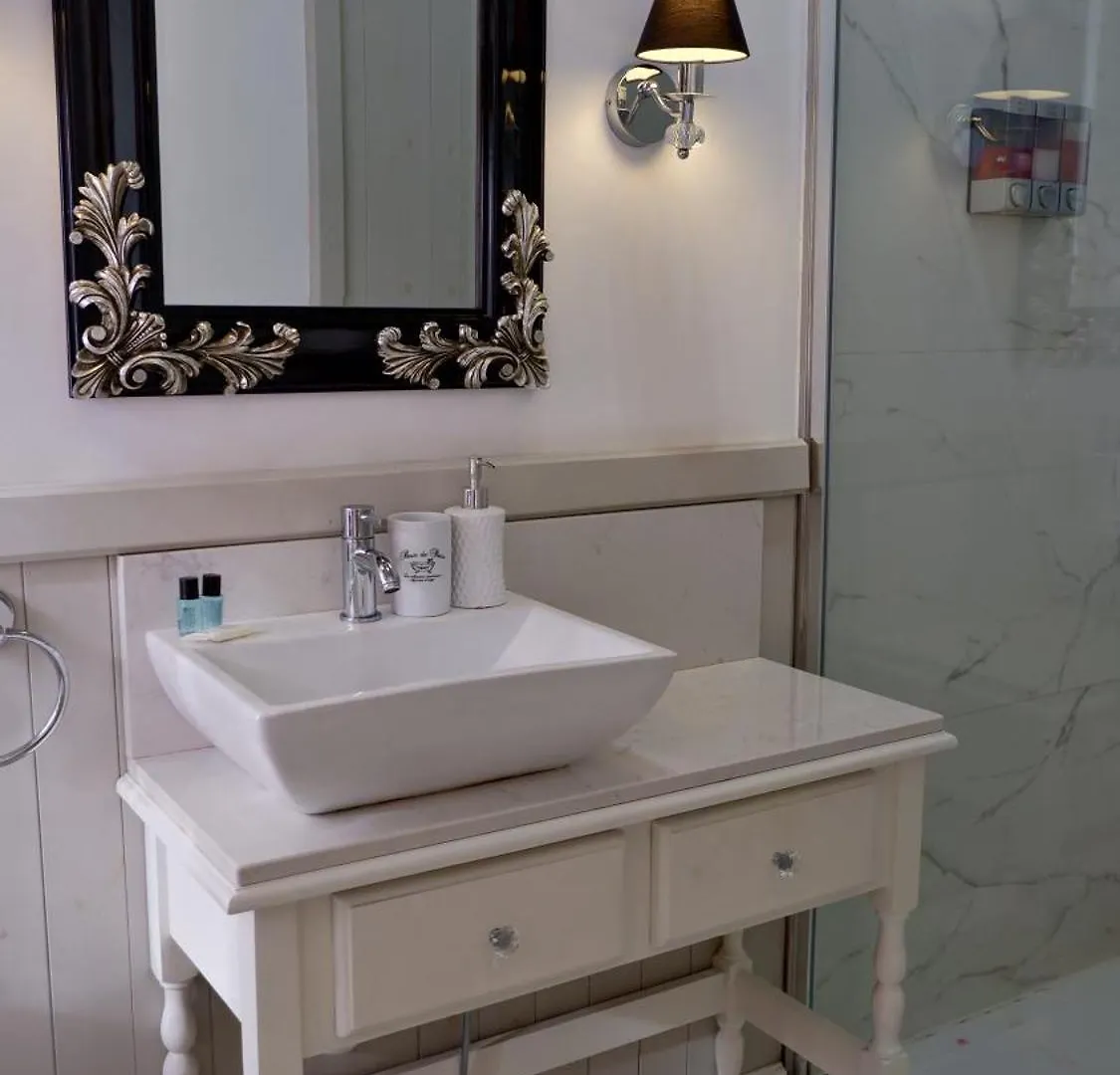 Village Knights B&B Żebbuġ