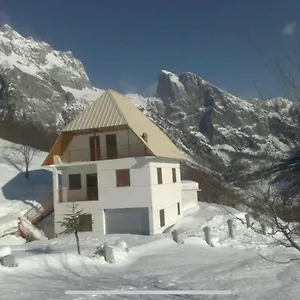 Alpbes Theth Gasthof Shkodra
